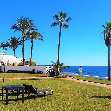 Casa de Férias Sea Front House Macarena D *