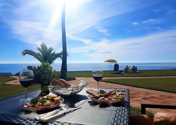 Sea Front House Macarena D