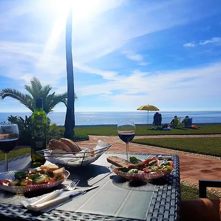 Sea Front House Macarena D