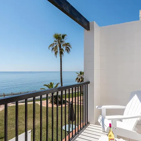 Sea Front House Macarena D מארבלה