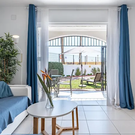 Sea Front House Macarena D * מארבלה