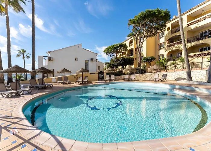 Feriehus Sea Front House Macarena D Marbella