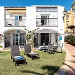 Sea Front House Macarena D