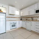 Sea Front House Macarena D *